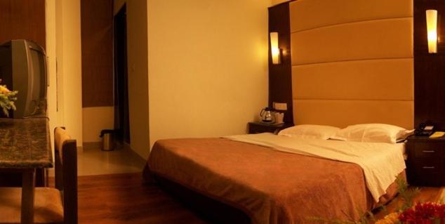 Fabhotel Ashu Palace Karol Bagh Delhi  Exterior photo