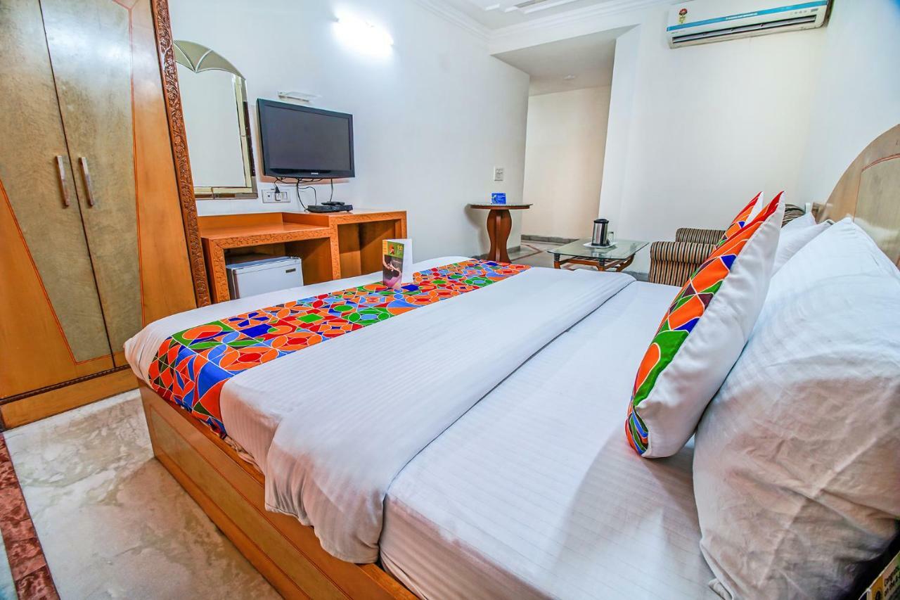 Fabhotel Ashu Palace Karol Bagh Delhi  Exterior photo